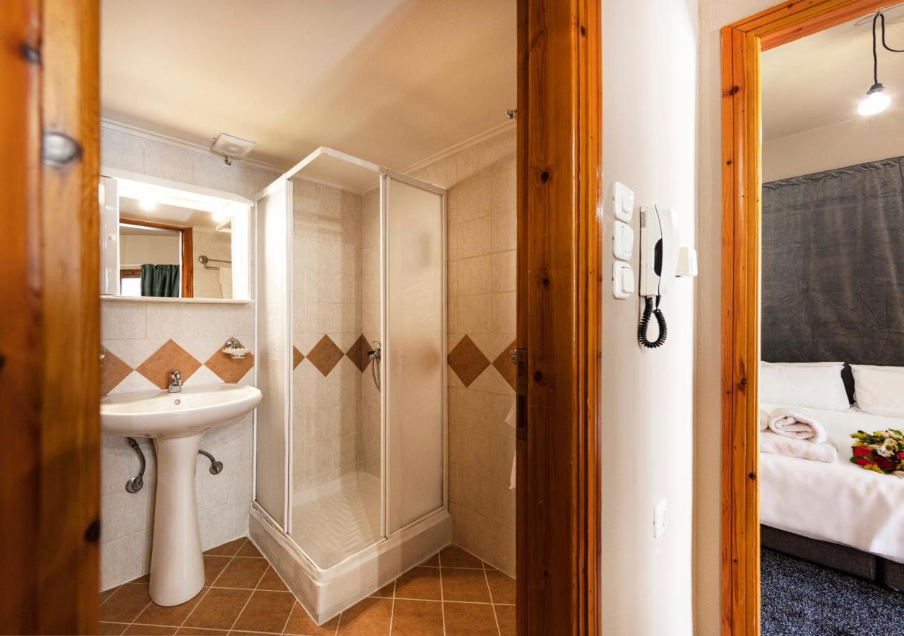 Deluxe Apartments By White Hills Arachova Buitenkant foto